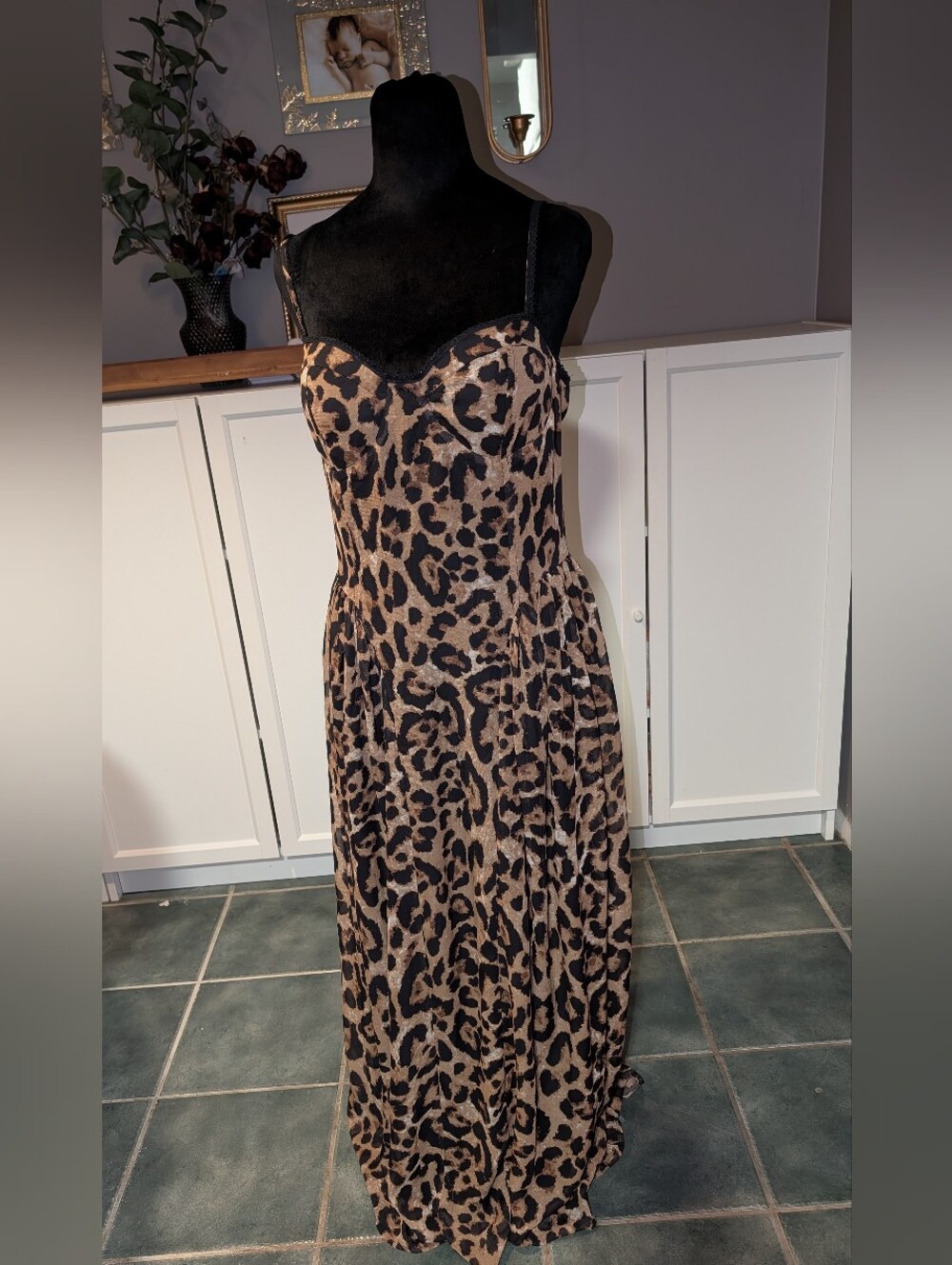 NWT Women's Leopard Print Maxi Dress - Brown/Black. Size large - Picture 3 of 6